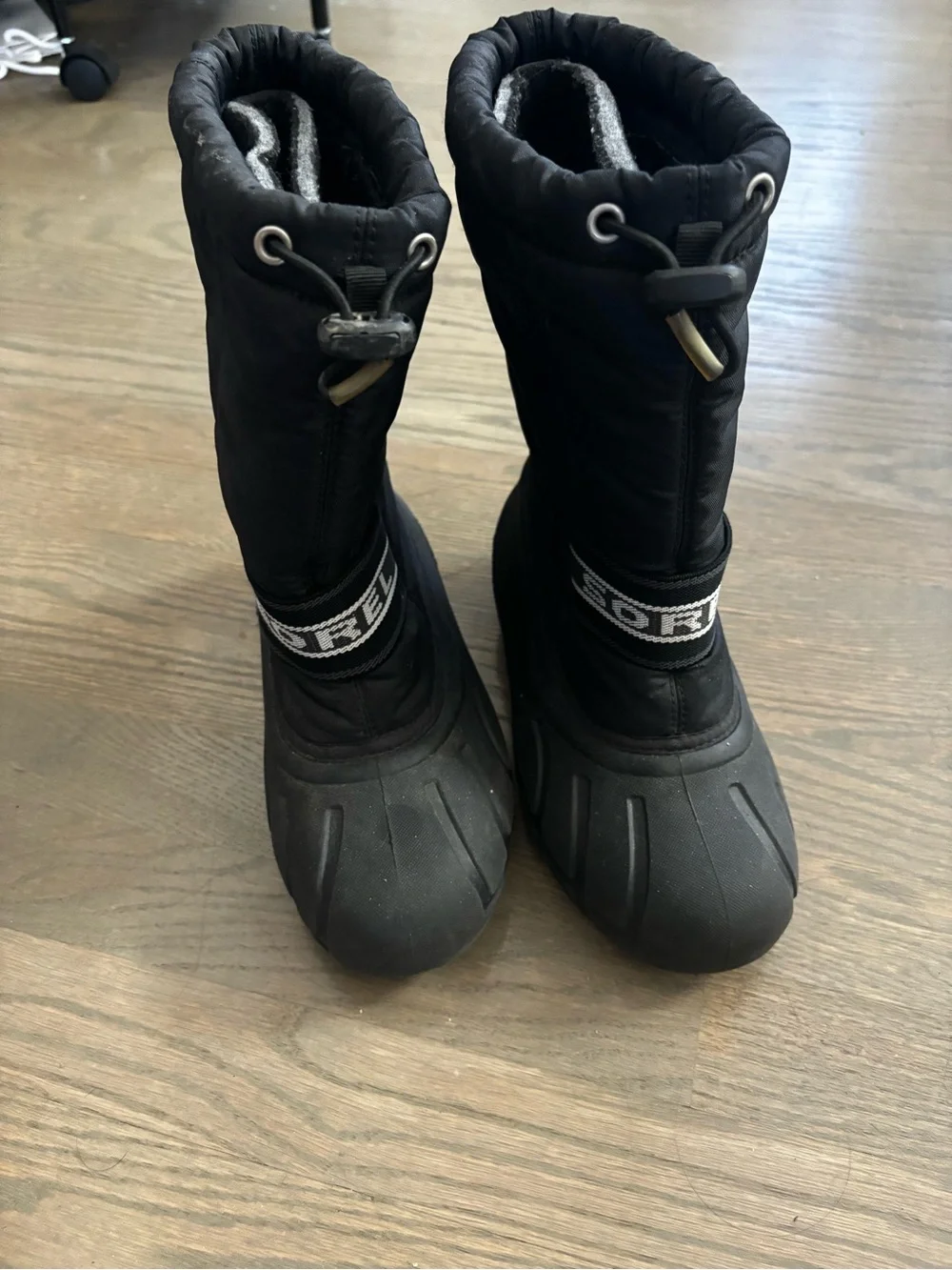 Sorel Cub kids' winter boots durable black nylon waterproof protection youth 4